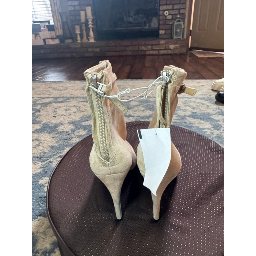 REISS | Beige Suede Ankle Boots & Booties Size 7 - Picture 4 of 9